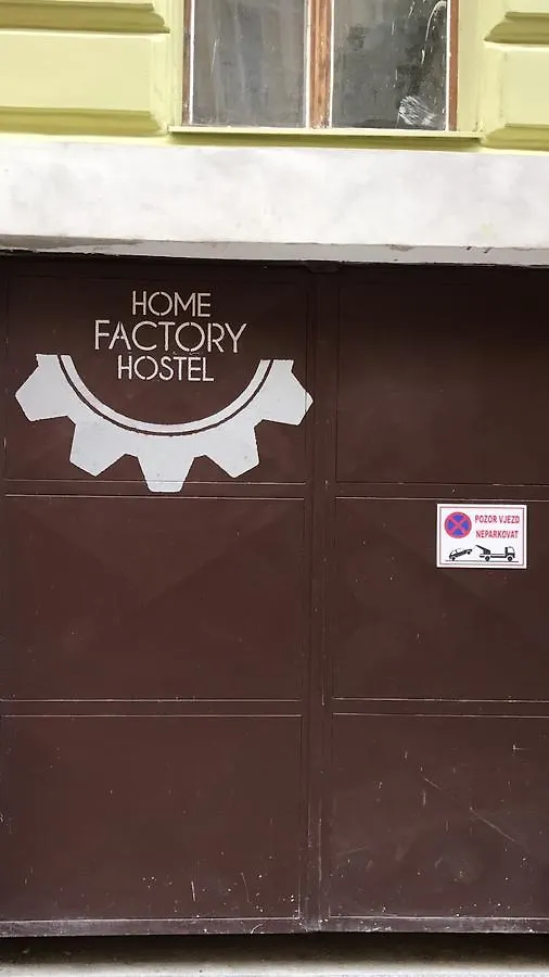 Home Factory Hostel Prag